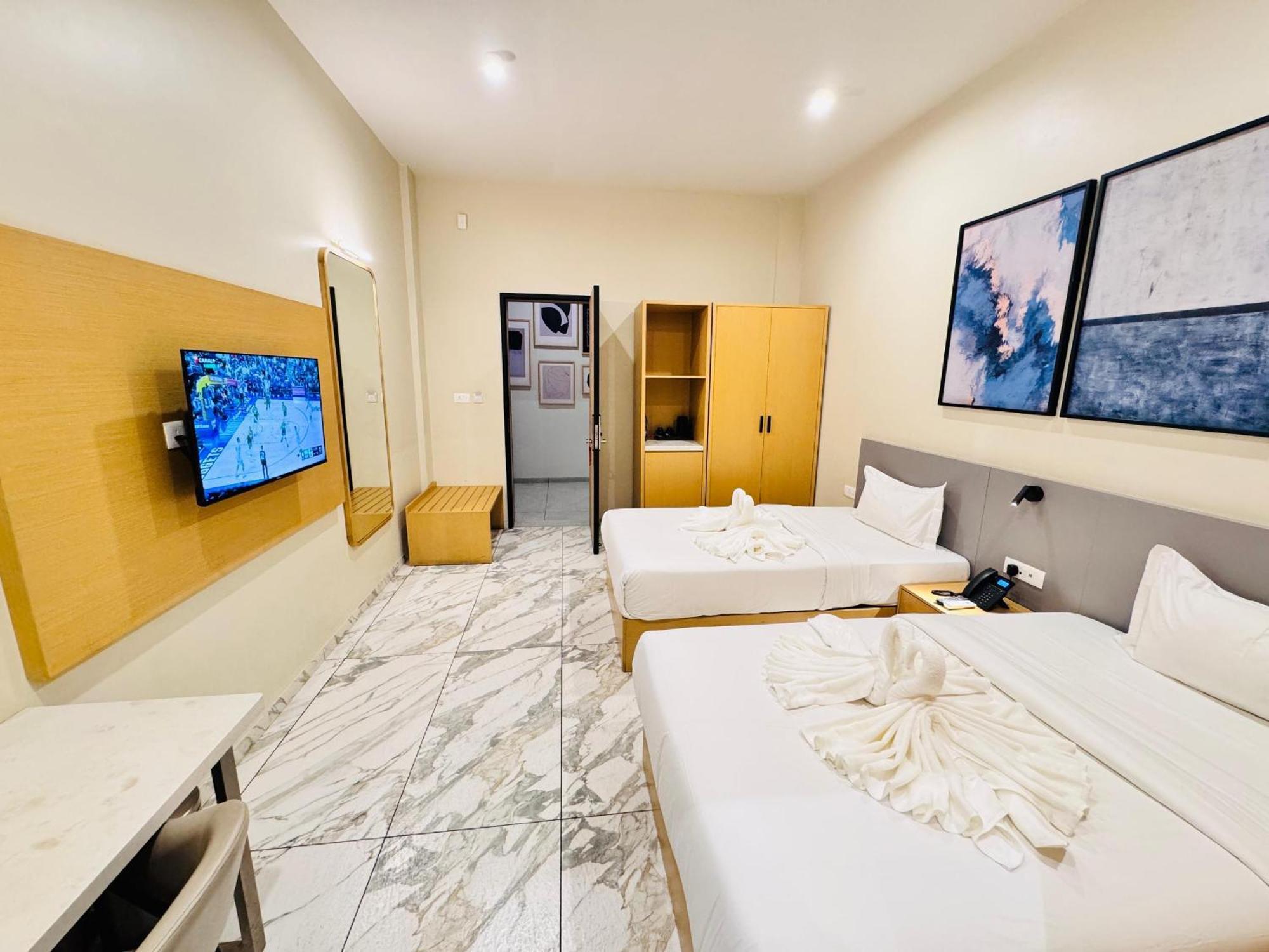Ixoras Hotel Lemba Kinshasa Exteriér fotografie